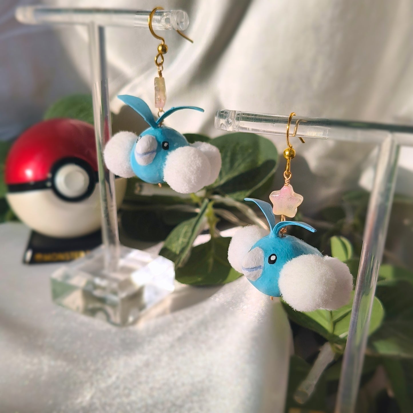 Orecchini Pokémon: Swablu - PauperGems Jewels