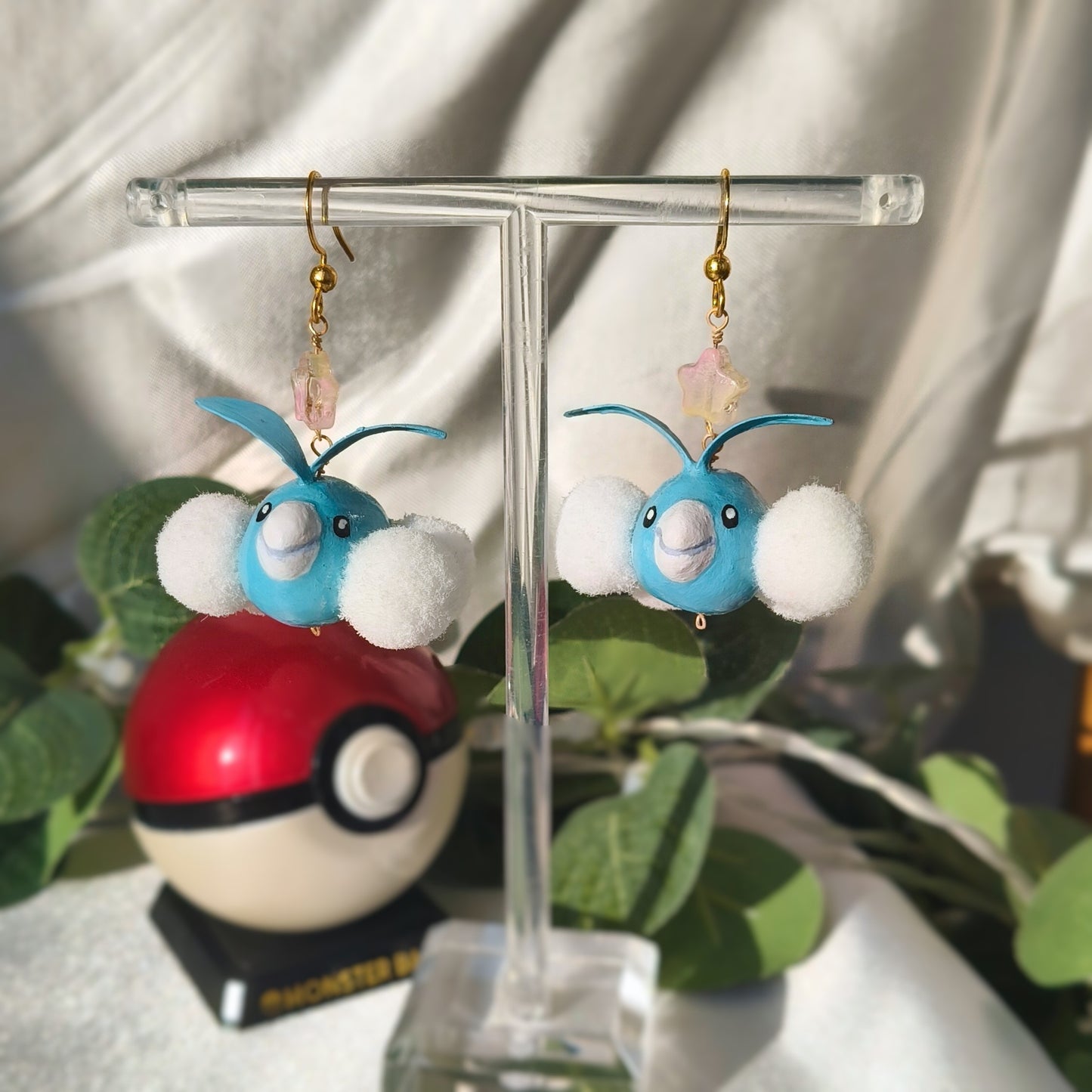 Orecchini Pokémon: Swablu - PauperGems Jewels