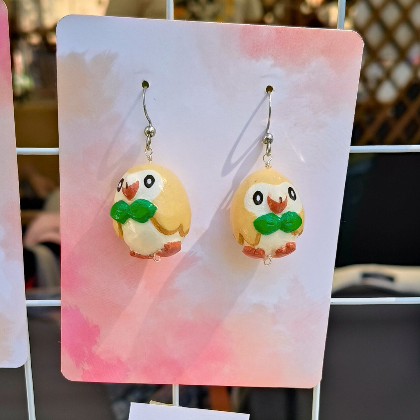 Orecchini Pokémon: Rowlet - PauperGems Jewels